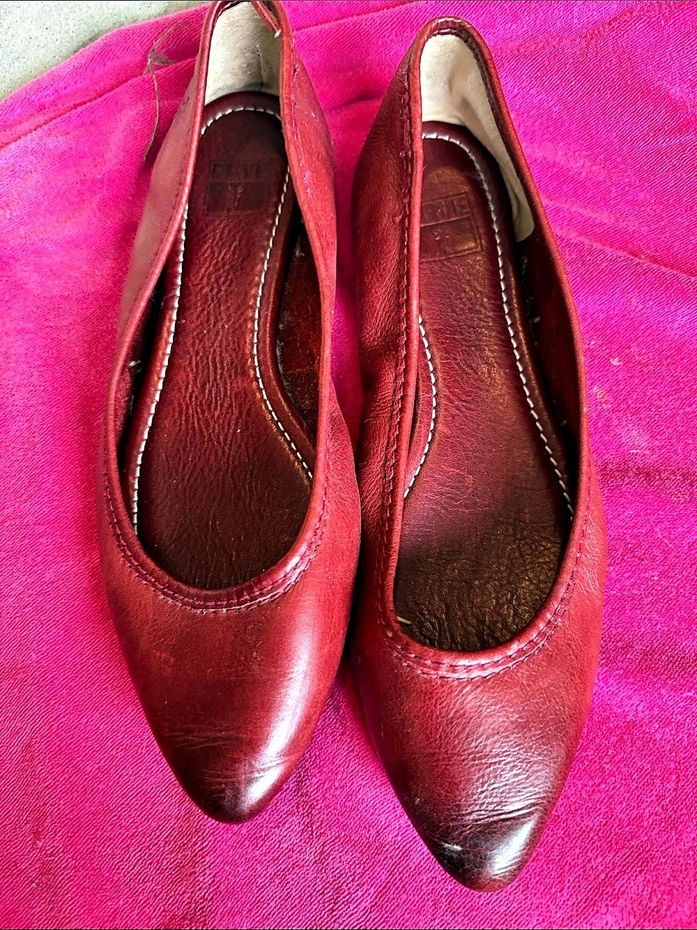 Frye Melanie Slip-On Flat Pointed-Toe Flats in Red